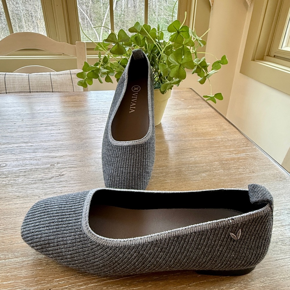 Women's New VIVAIA Square Toe Flats, shoes, Gray, size 38.5, US 7.5